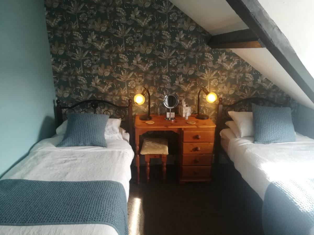 Tara Bed and Breakfast Fishguard Εξωτερικό φωτογραφία